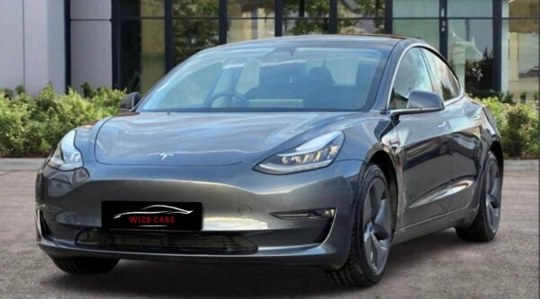 Tesla Model 3 Long Range AWD 2020 - Image 2