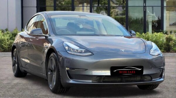 Tesla Model 3 Long Range AWD 2020 - Image 6