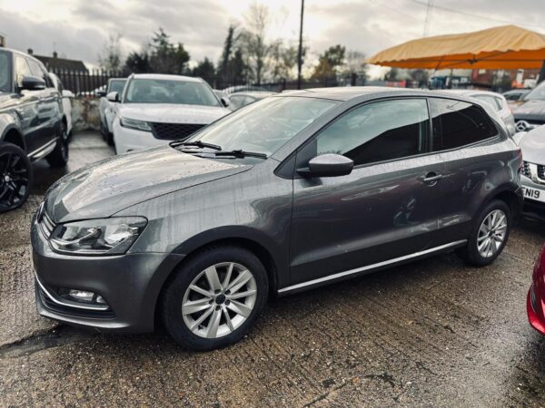 Volkswagen Polo 1.4 BlueMotion Tech 2016 - Image 10